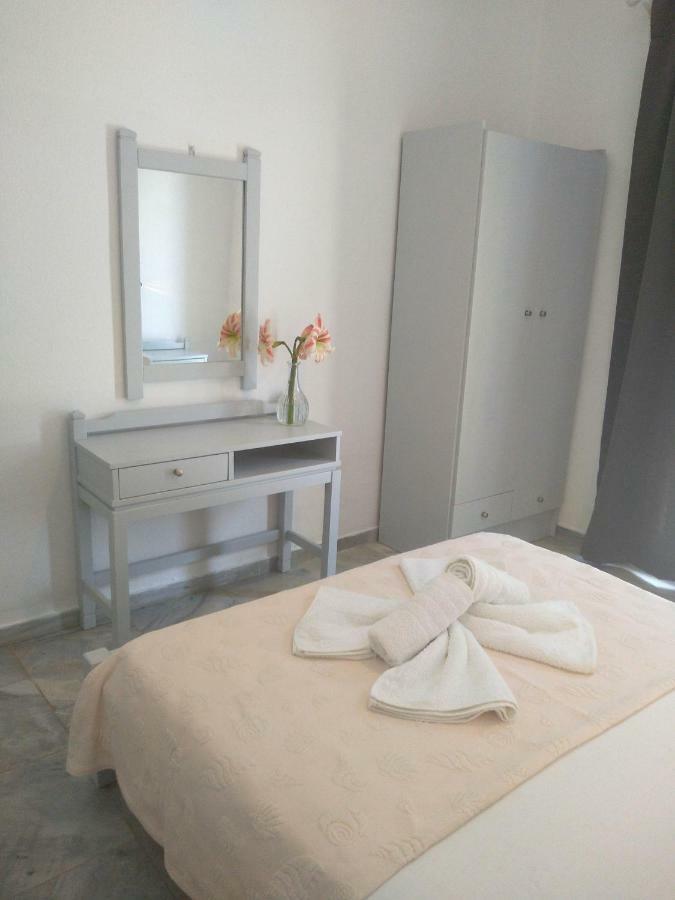 Galaxy Apartments Alikí Esterno foto
